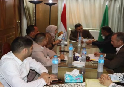 حافظ القليوبية يلتقي المواطنين بالخانكة