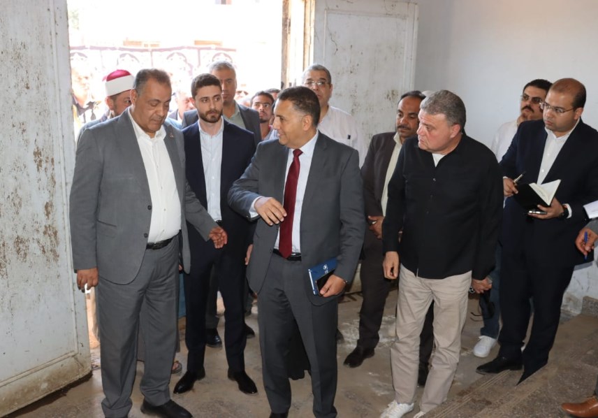 محافظ القليوبية في جولة ميدانية لقرى القناطر 