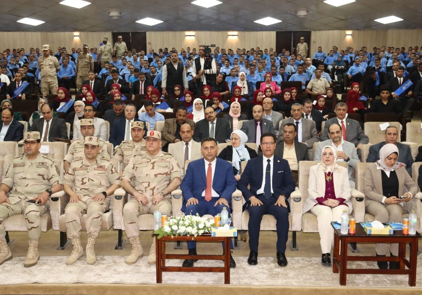 محافظ القليوبية ورئيس جامعة بنها ورئيس أركان  قوات الدفاع الشعبي والعسكري