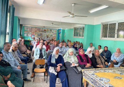 اجتماع مدير إدارة بنها بمديري المدارس