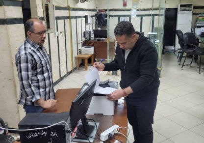 رئيمدينة بنها يتابع العمل بالمركز التكنولوجي 