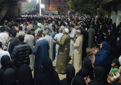 المئات يشيعون جنازة شهيد الغدر بالكوم الأحمر