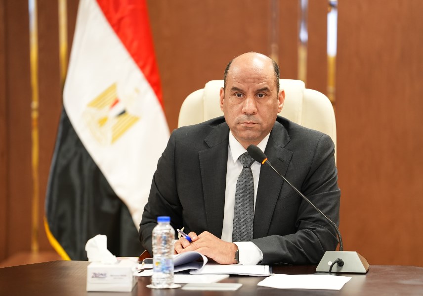 وزير العمل 