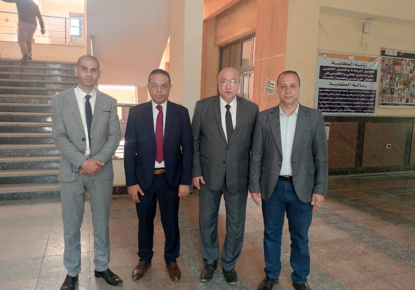 لجنة إدارة الأزمات والكوارث 