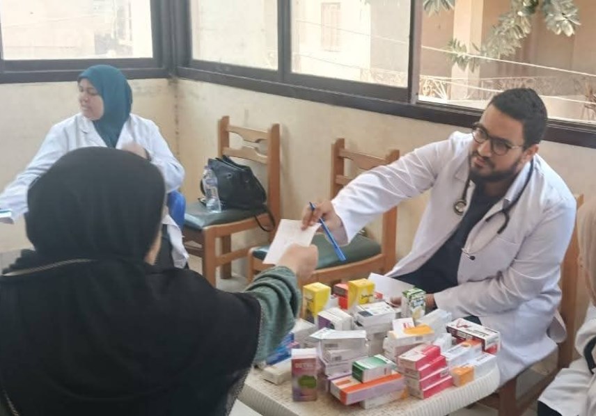 قافلة طبية بقرية بطا