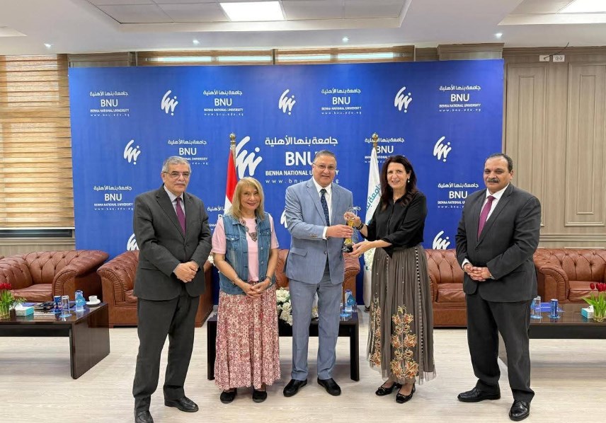 وفد هيئة فولبرايت في ضيافة جامعة بنها الأهلية 
