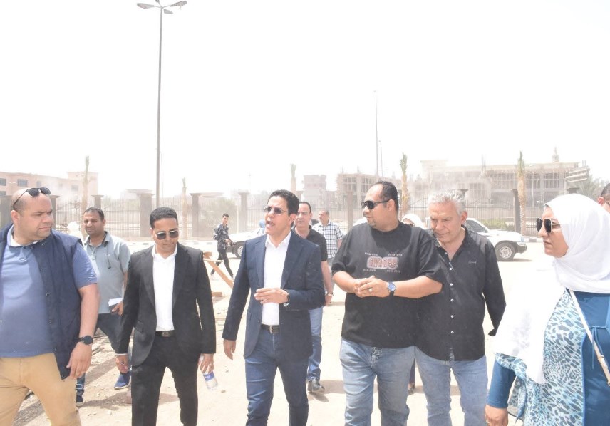 رئيس جامعه بنها يتابع الأعمال الإنشائية الجديدة 