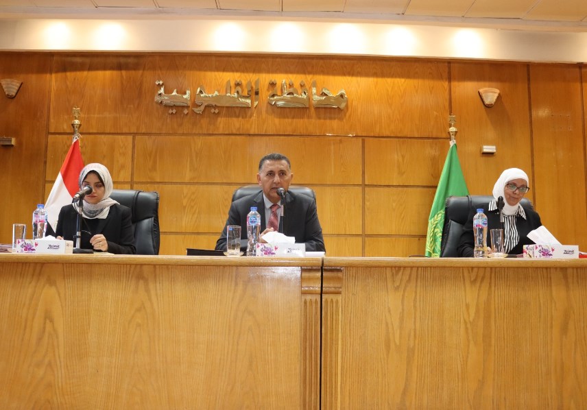 محافظ القليوبية يترأس اجتماع المجلس التنفيذي للمحافظة 