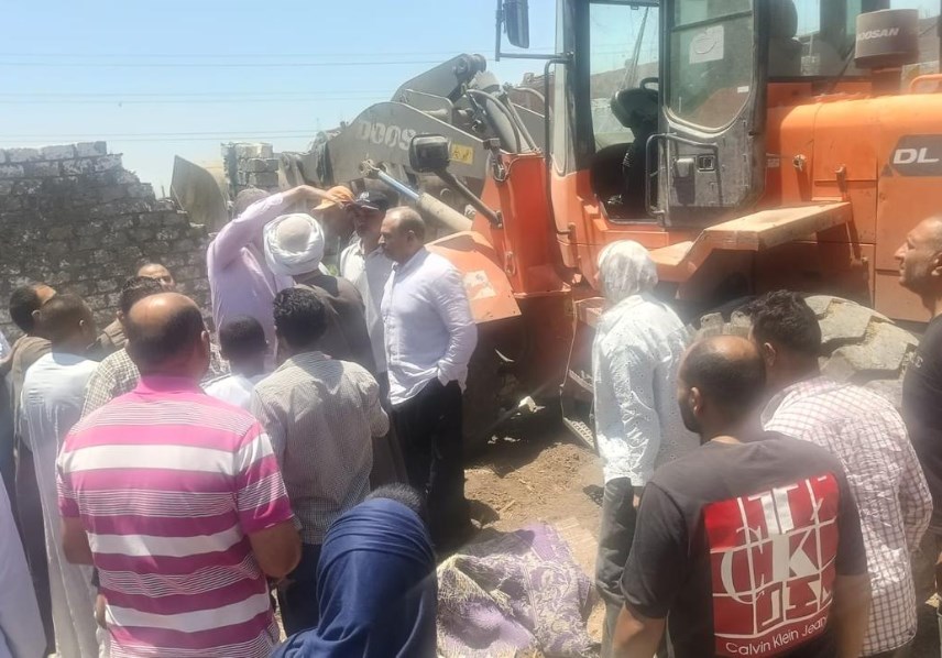 القليوبية تضرب بيد من حديد في مخالفات البناء خلال العيد
