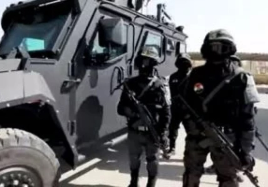 ضبط عاطلَين بشبرا الخيمة يرهبان المواطنين بسلاح ناري