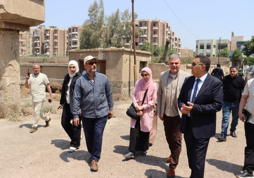 محافظ القليوبية يتفقد محلج القطن الأثري بالقناطر الخيرية
