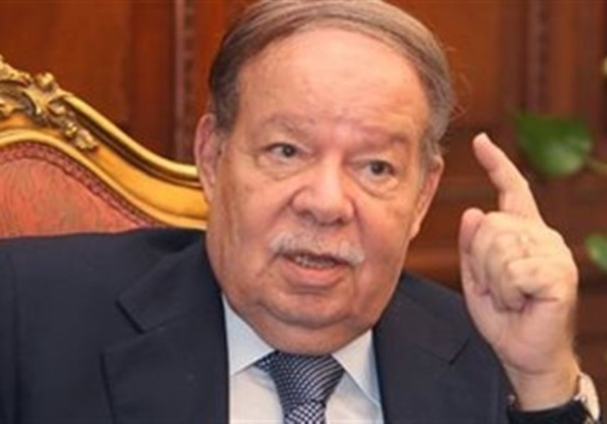 الدكتور احمد فتحي سرور