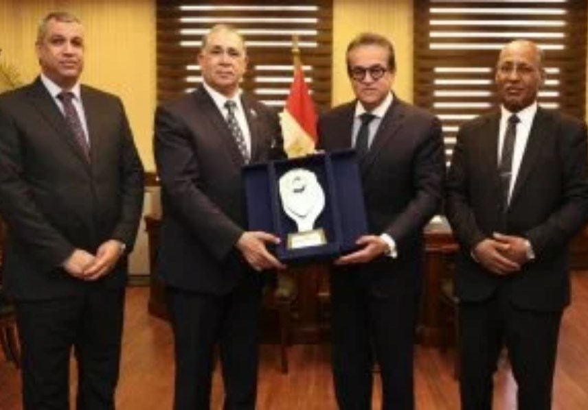 الدكتور عبدالحليم علام نقيب المحامين