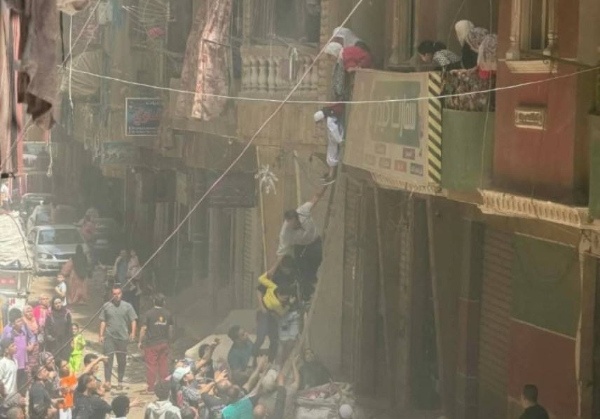 حريق بشقة سكنية فى شبرا الخيمة 