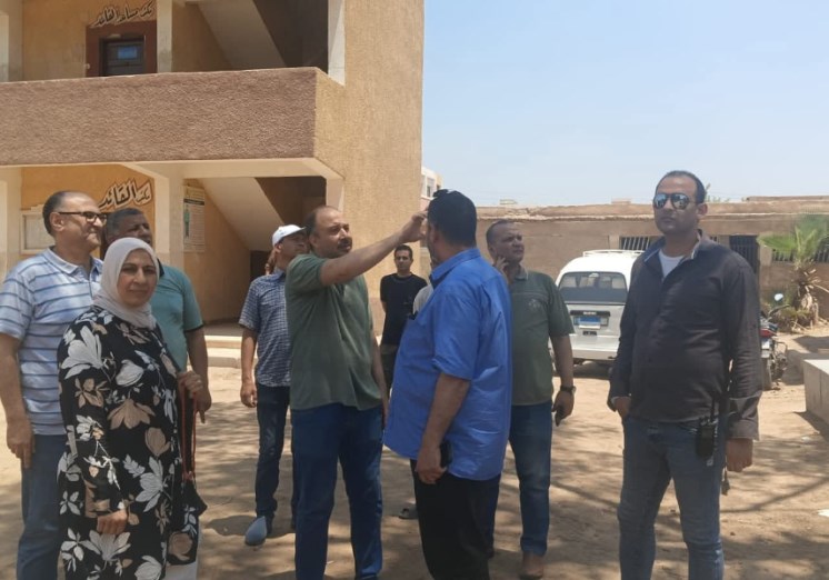 متابعة جاهزية استعداد لجان الثانوية العامة لاستقبال الطلاب