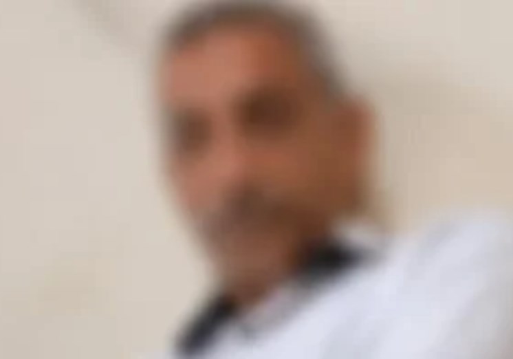 مدير ادارة تعلمية يبتز سيده