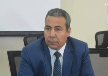 الكاتب الصحفي محمد مختار 