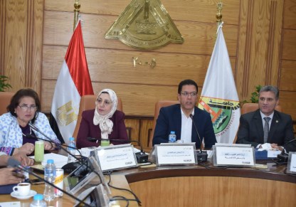 الحيزاوي يترأس اجتماع لجنة المنشآت