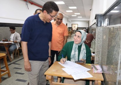 د ناصر الجيزاوي يتفقد امتحانات كليات الجامعة 