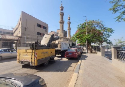 متابعة أعمال النظافة داخل مدينة بنها