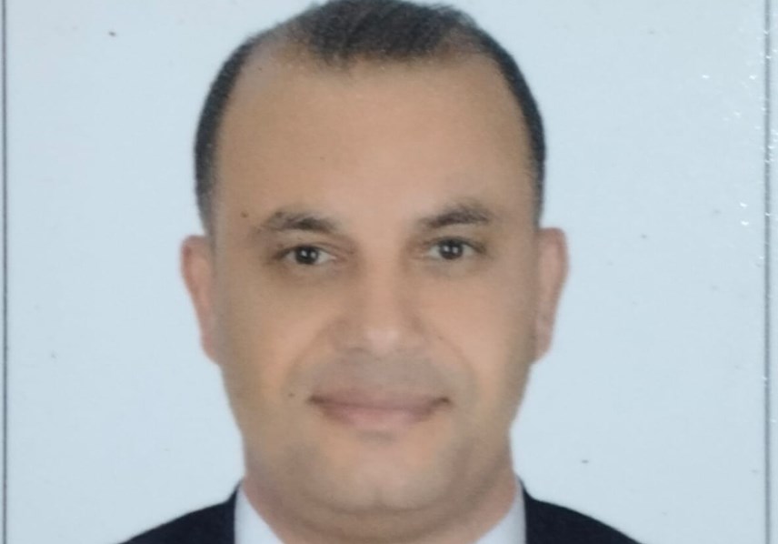 الكاتب الصحفي صلاح حسني 