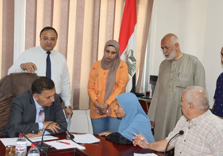 لقاء جماهيري لمحافظ القليوبية بمدينة طوخ 