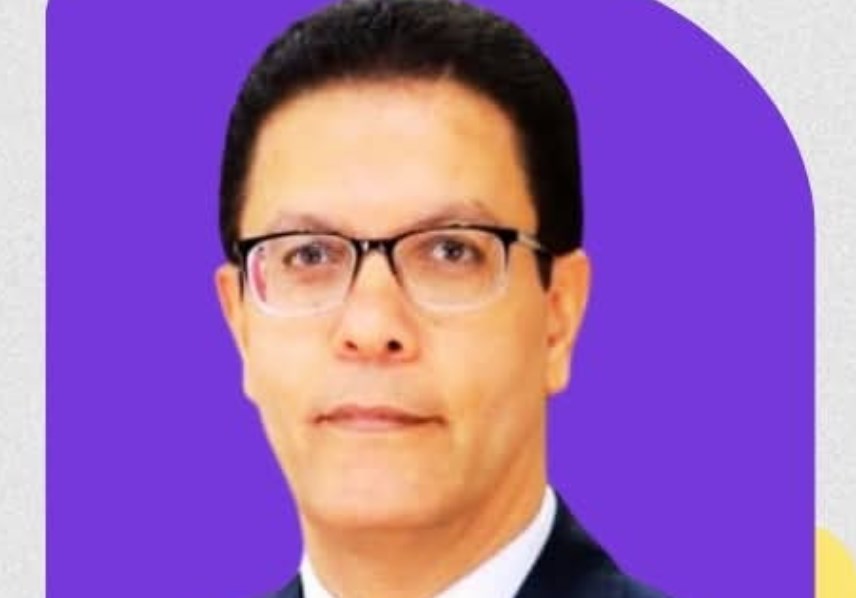 د. ناصر الجيزاوي أحد أعضاء اللجنة 