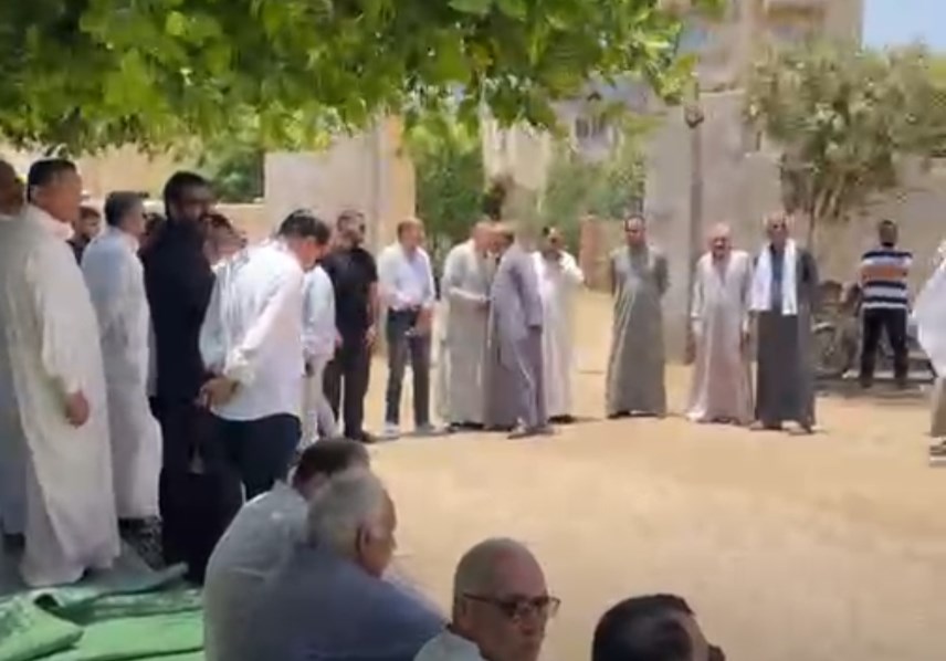 الأهالي يودعون المستشار مصطفى شديد 