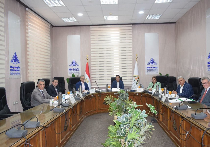 اجتماع لاختيار  القيادات الجديدة بجامعة بنها