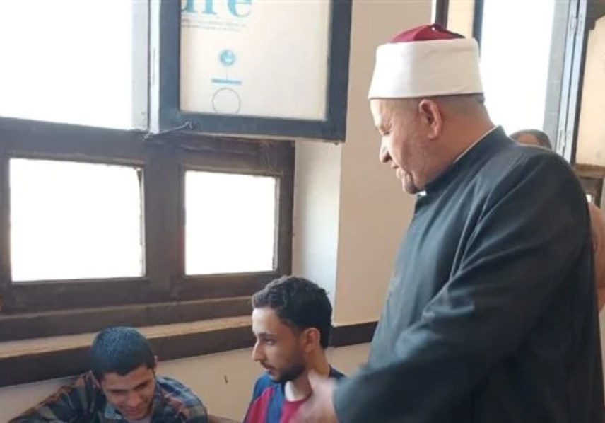متابعة امتحان النحو بطوخ