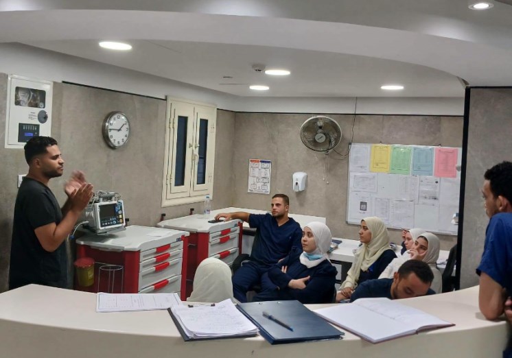 مستشفيات جامعة بنها تواصل برامجها التدريبية