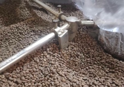 ضبط كميات كبيرة من البن المغشوش 