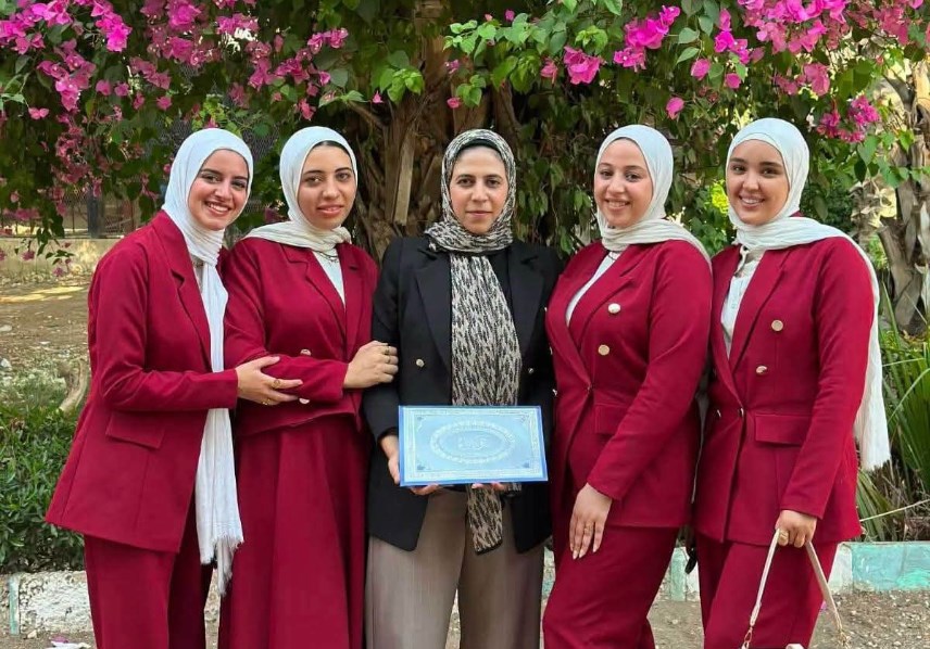 فريق ابتكار  تقنية جديدة بزراعة مشتهر