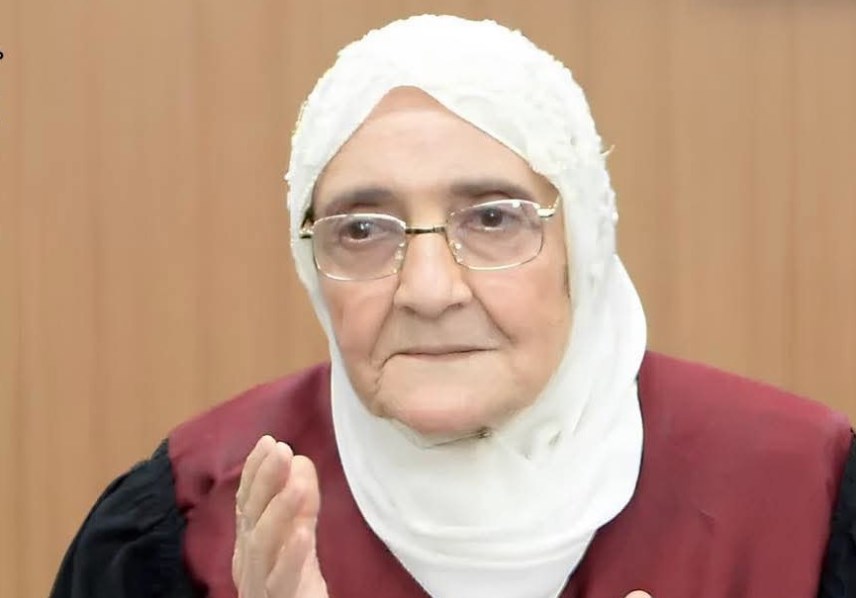 الدكتورة أمال إسماعيل 