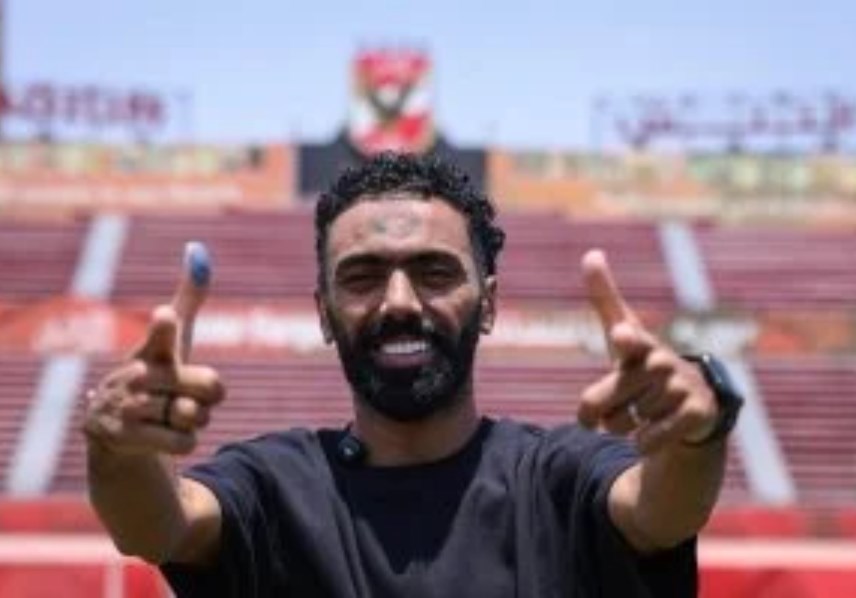 حسين الشحات نجم الأهلى