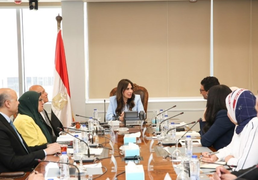 وزيرة الإسكان تبحث مع مؤسسة التمويل الدولية